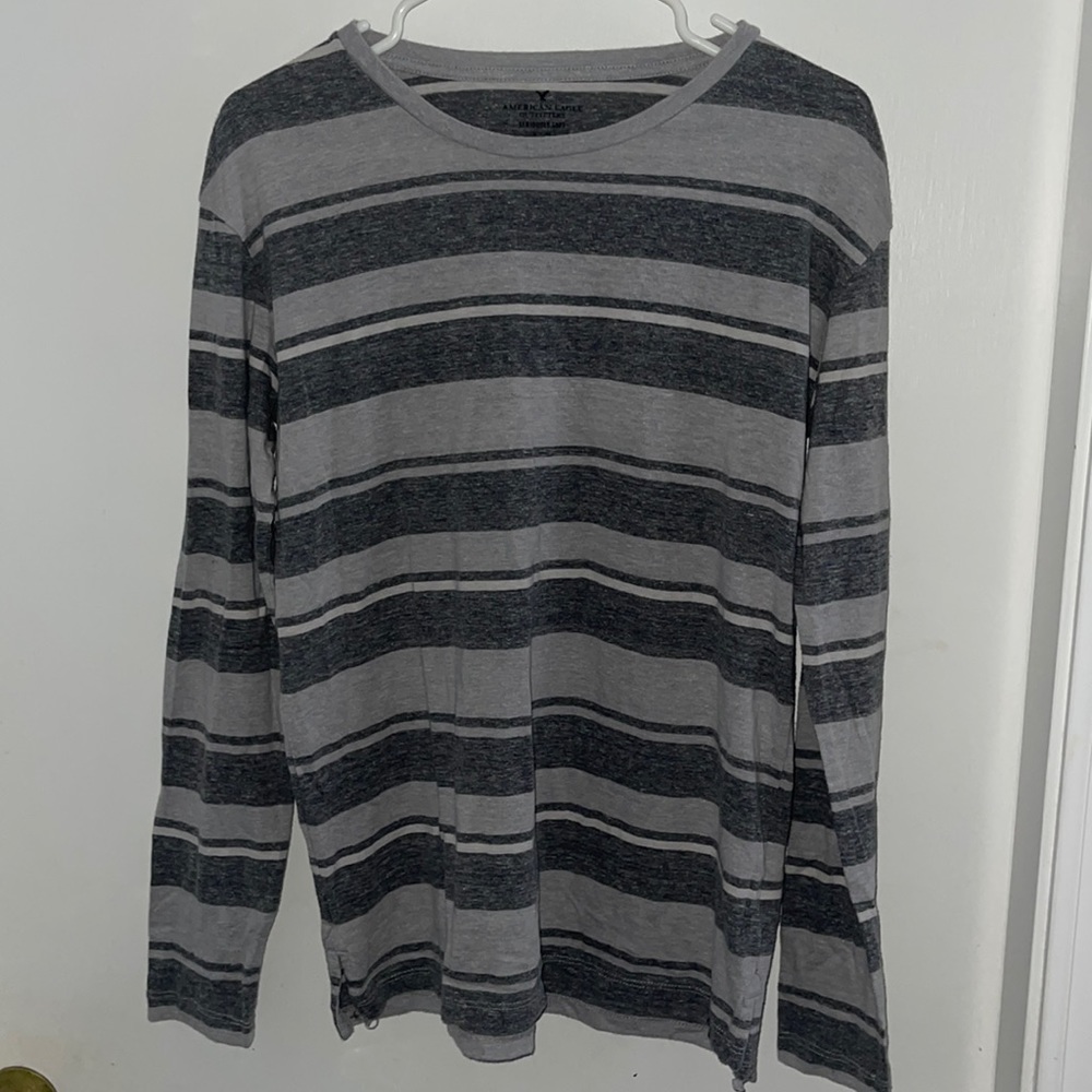 American Eagle Long Sleeve T Shirt